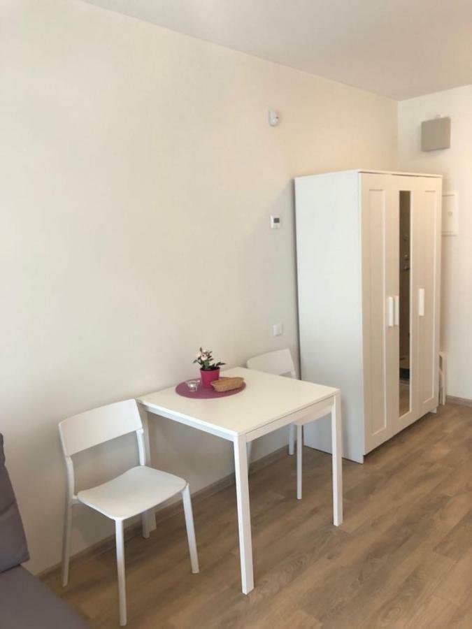 Malunu Vilos Lägenhet Palanga Exteriör bild